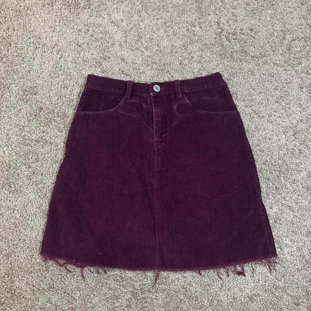 Brandy melville skirt size small